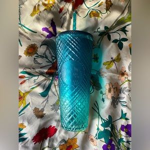 Starbucks Blue Ombré 2023  *Used twice. Size-Venti